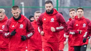 Prima reacție autorizată despre fotbaliștii din Superliga care au ajuns să alerge pe ciment, printre mașini! Fostul component al Generației de Aur a luat decizia dintr-un motiv special