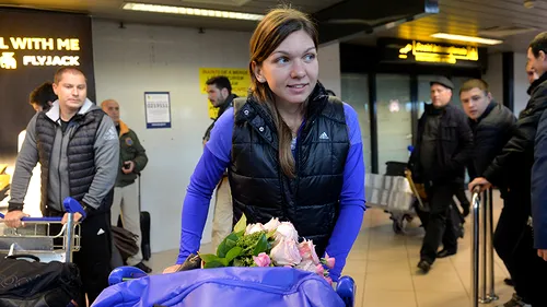 Simona Halep a revenit în țară după ce a fost eliminată de la Wimbledon. Ultimul punct din meciul cu Johanna Konta încă o mai bântuie. Ce a declarat