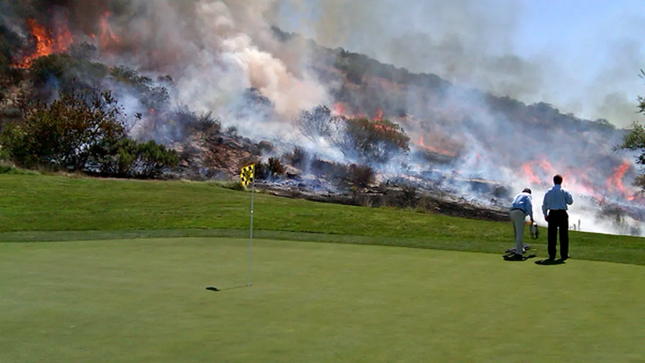 FOTO APOCALIPTIC!** O lovitură la golf a adus iadul pe pământ!
