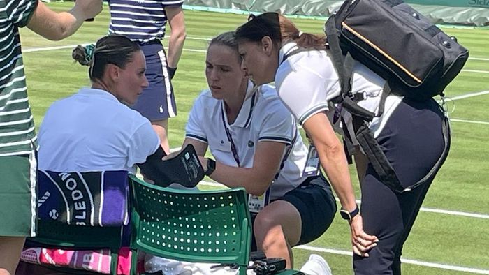 CORESPONDENȚĂ DE LA WIMBLEDON | Ana Bogdan și-a aflat diagnosticul după ce a acuzat probleme de sănătate în meciul cu Lesia Tsurenko: „Nu vedeam mingea bine”
