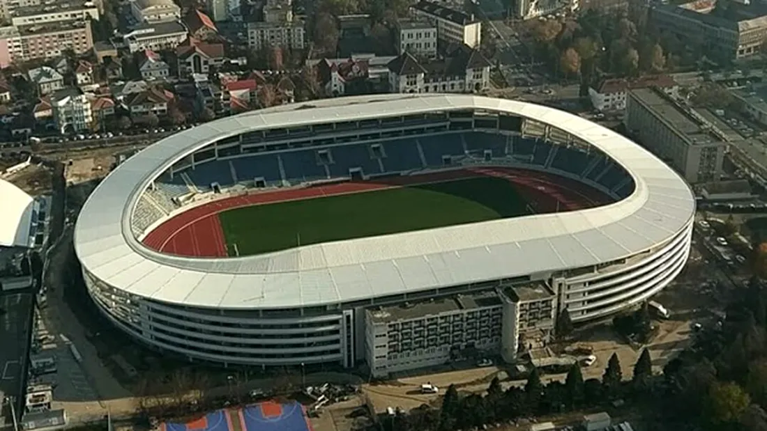 Stadionul din Târgu Jiu nu va fi gata prea curând! Lucrările s-au oprit și e nevoie de noi investiții.** 