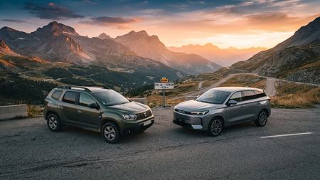 Francezii au comparat Dacia Duster cu mini Range Rover-ul chinezesc: „Și-a găsit nașul?”