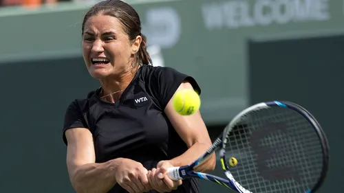 Monica Niculescu a jucat în Florida îmbrăcată de o firmă de echipament sportiv din Miami. FOTO | Surpriza elevei antrenorului Călin Ciorbagiu