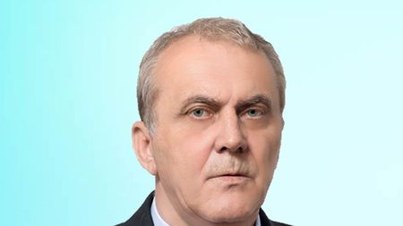 Primarul din Mioveni, supărat rău pe ecusonul FIFA. „Chivulete de la Divizia C a ajuns arbitru pe lista FIFA fără să joace nici miuța în curte"