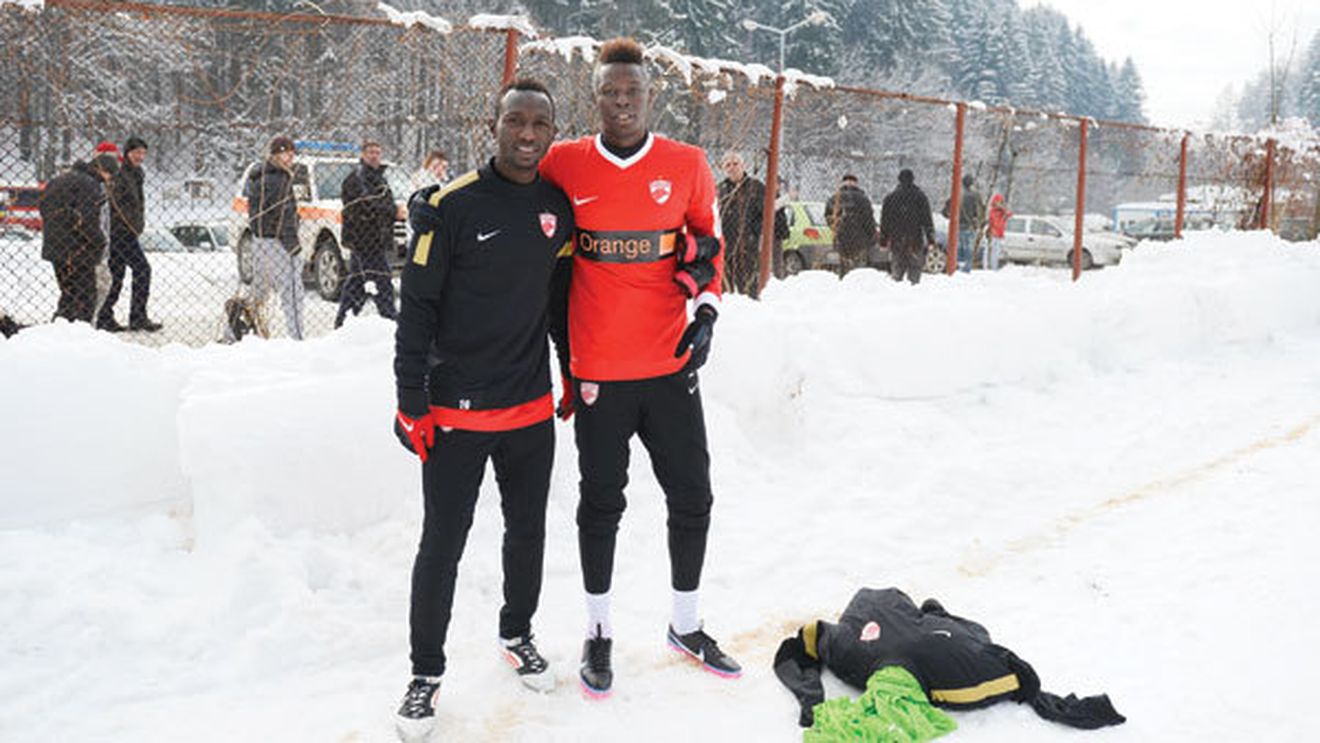 Antrenamentele de la munte i-au adus la limita răbdării pe doi 'câini':** "Nu îmi place deloc zăpada, e periculos!"