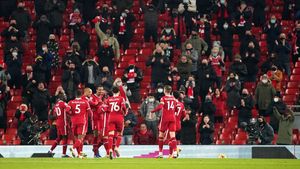 Conducătorii de la FC Liverpool au ținut cont de părerea fanilor în chestiunea Superligii europene. "V-am ascultat. Ne cerem scuze" | VIDEO