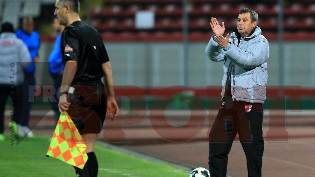 10 etape de foc!** "Campionatul e încins! Ne studiem toți adversarii!"