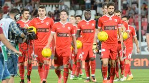 Surpriză imensă! Dinamo a încercat să ia unul dintre cei mai buni jucători din Liga 1. VIDEO Cum s-a "dat de gol" Anghelache în direct și de ce a picat totul