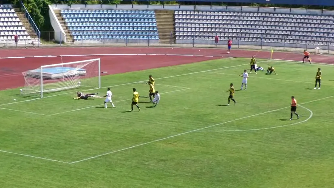 Fără victorie în amicale, CS Comunal Șelimbăr căștigă la debutul în noul sezon de Liga 2, 1-0 cu Brașovul lui Dan Alexa. Lucian Buzan, gol de 3 puncte