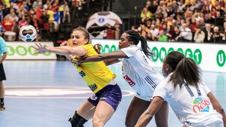 Eșec asumat! Cronica meciului România - Franța, în care Ambros Martin a odihnit jucătoarele importante. Urmează Cehia