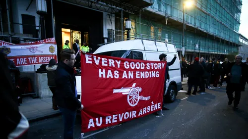 Wenger se joacă cu nervii fanilor! Anunțul neașteptat făcut de englezi. Cât vrea să mai rămână francezul în funcție