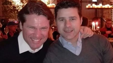 FOTO DE COLECȚIE | La 46 de ani, ca la 19! Răducioiu, maraton în Londra: a aplaudat pe White Hart Lane și s-a întâlnit cu Pochettino, Ardiles și Lloris. "Asta arată clasa lui ca manager". Secretul proiectului Academiei Atletico Madrid de la București 