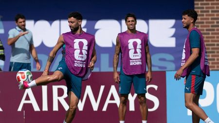 MERCATO FC Barcelona a dat lovitura! Titularul din naționala Portugaliei a semnat până în 2029 cu echipa lui Flick