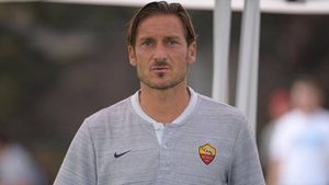 Vorbește "Împăratul" din "Cetatea Eternă"! Totti și concluziile sale după startul ratat de sezon al Romei. Ce spune despre scandalul din jurul lui Monchi