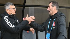 Antrenorul din Superliga se umple de bani! Ia o avere din transferurile clubului: „Are procente din toate!”