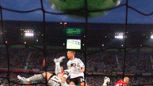 Podolski și-a îngenuncheat țara de origine