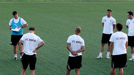 Weekeend de foc pentru Rapid: două meciuri în patru zile, derby-ul cu Dinamo e luni!** "Sunt ambiții mari în joc"