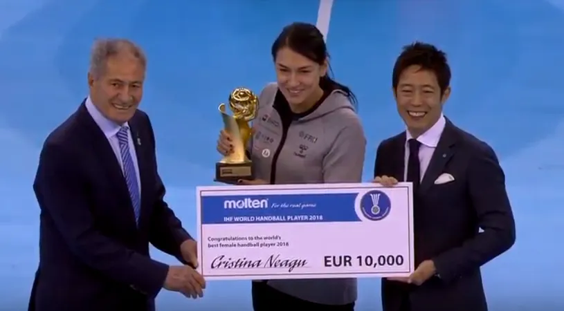 Cristina Neagu a primit „Balonul de Aur” din partea Federației Internaționale de Handbal, dar și un premiu de 10.000 de euro