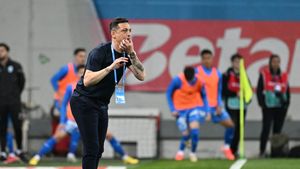 Mirel Rădoi face scandal la Universitatea Craiova din cauza transferurilor: „I-am ales, dar vorbesc cam singur”