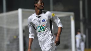 CFR tratează cu un fost coleg al lui Keșeru! Dore, aproape de Gruia