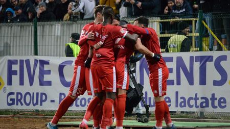 Dezastru la Botoșani! Doctorul infectat cu COVID-19 a luat masa cu jucătorii, dar clubul lui Valeriu Iftime a ascuns contactul cu echipa! De ce au mințit moldovenii