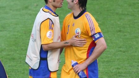 "Răzvan să spună cine a greșit!** Nu ne mai întrebați de Mutu și Chivu, am pierdut și când jucau ei!"