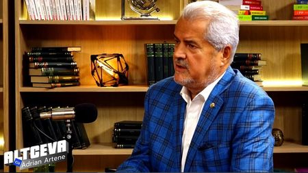 Adrian Năstase, pasionat de fotbal și tenis: „Nu mai am genunchii de altădată. DNA-ul a distrus fotbalul în România” | EXCLUSIV PODCASTUL „ALTCEVA”