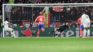 Vinicius a ratat un penalty într-un mod şocant, în Atletico Madrid - Real Madrid