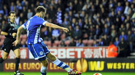 VIDEO - Golul care i-ar putea aduce revenirea la United! Powell a reușit golul săptămânii în Anglia