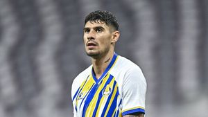 Cădere liberă pentru Florinel Coman. Degeaba i-a cerut Gigi Becali să le ia milioanele arabilor