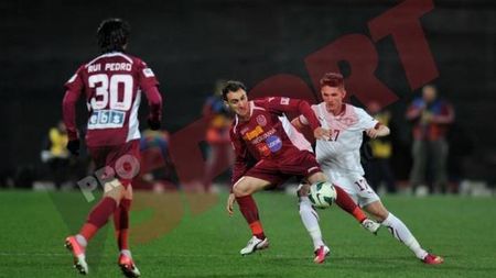 Blocați în triaj:** CFR Cluj - Rapid 0-0! Primul șut pe poartă a venit abia în minutul 50 al meciului