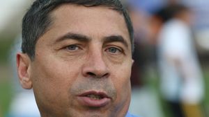 Turcu: "Gigi nu trebuie pedepsit! Nu a făcut blat, ci doar a motivat!"