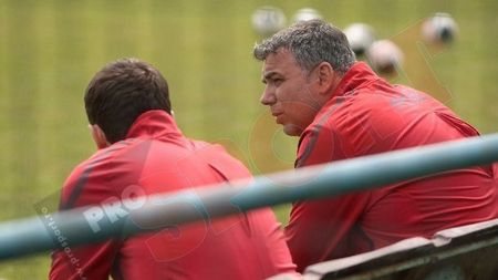 MOTIVUL pentru care Oli nu se gândește la Steaua!** Încă o ofertă pentru tehnician