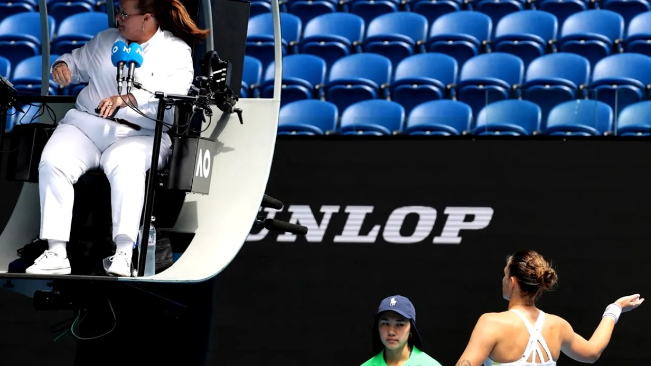 O nouă surpriză la Australian Open: Karolina Pliskova și-a rupt de nervi două rachete de joc, înainte de a fi eliminată de o jucătoare chiar din țara sa!