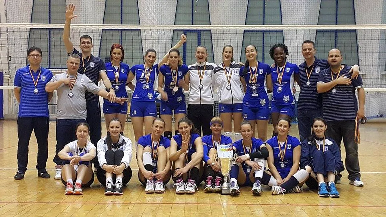 CSM București și SCMU Craiova au cucerit medaliile de bronz la volei