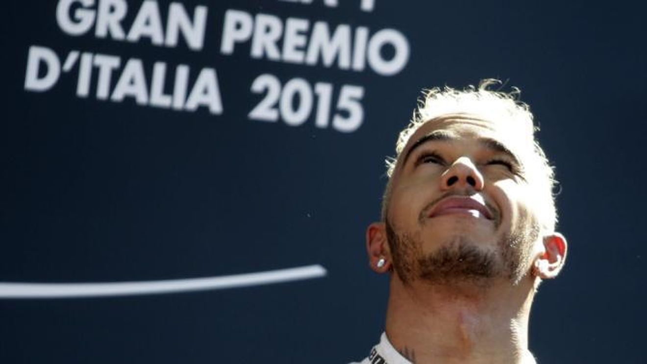 Decizie controversată a italienilor de la Ferrari: i-au pus titlul mondial pe masă lui Hamilton? Vettel: "Era în planul nostru"