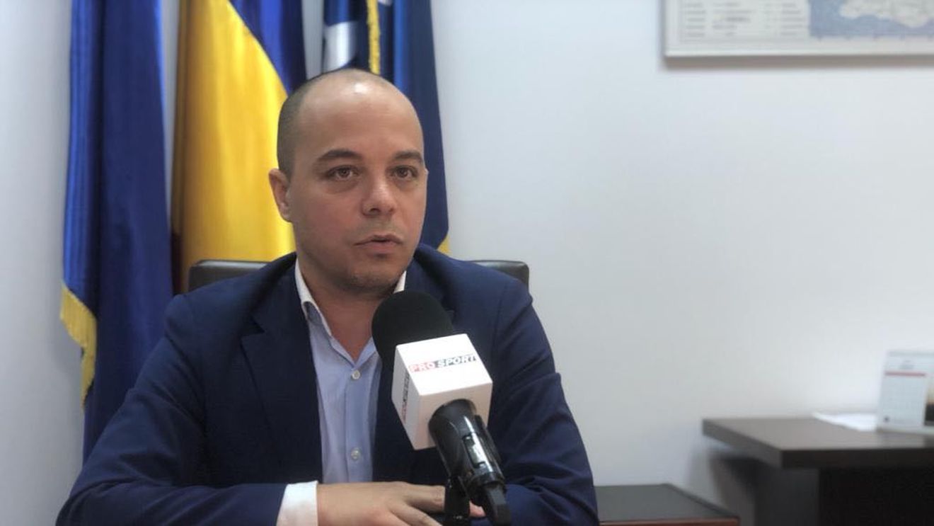 Marius Avram, dezvăluiri incredibile despre costurile pregătirii arbitrilor pentru sistemul VAR. „Rămâi șocat de ce apare acolo!”