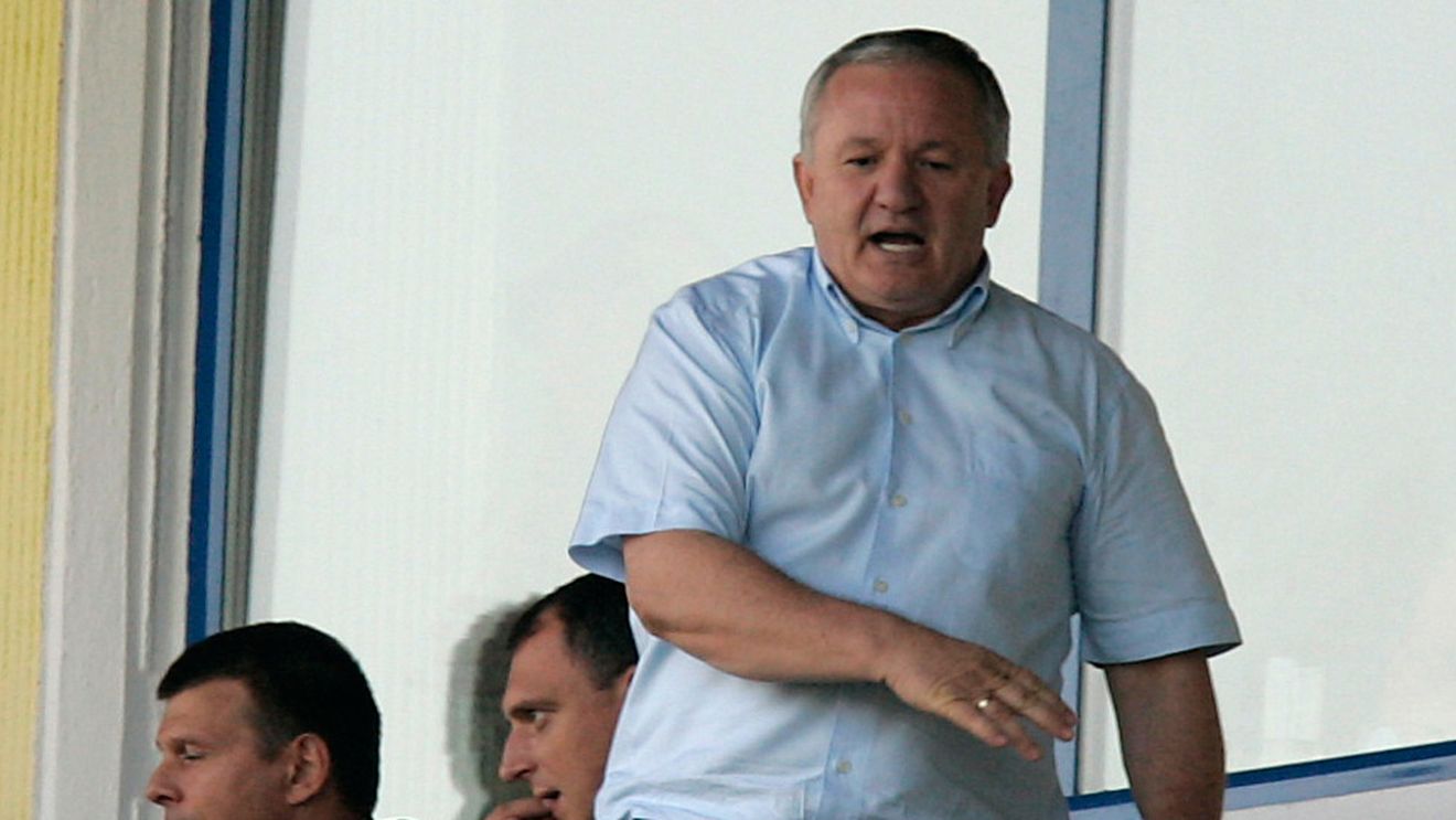 "În fotbal îmi stric imaginea"