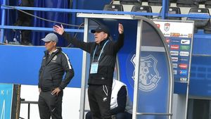 Gheorghe Hagi îi răspunde lui Gigi Becali, după ce patronul lui FCSB a recunoscut că a făcut blat cu Viitorul în 2013: „A demonstrat, încă o dată, că nu știe să piardă!”