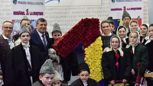 FOTO | Halep va intra în casele românilor! O primărie a lansat cărți poștale cu liderul WTA