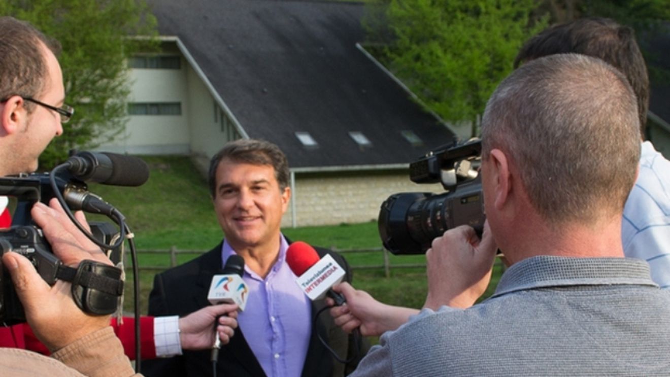 Joan Laporta a dezvăluit că, după Hagi și Popescu, alți doi români au fost aproape să îmbrace tricoul BarÃ§ei: "M-am gândit la Chivu și Contra"