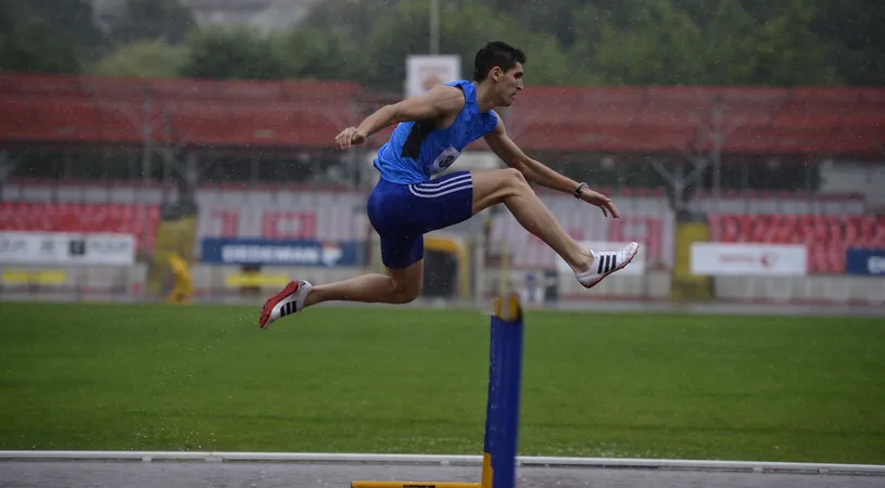 FOTO Singing in the rain! Declarație de dragoste pentru atletism