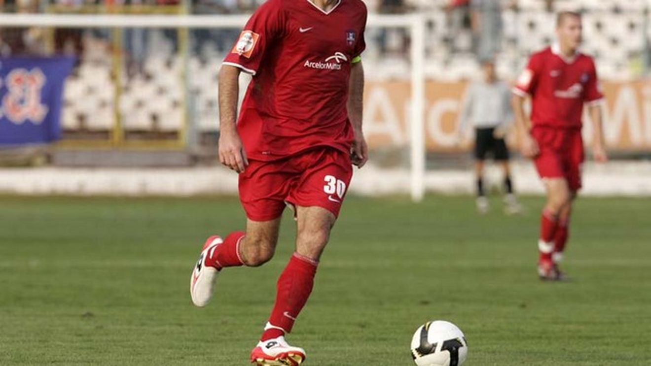 Paraschiv:  "Vreau să marchez cu Steaua, o victorie ne-ar descătușa"