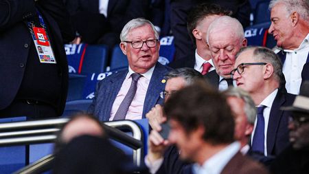 Sir Alex Ferguson, dus de urgență la spital! I s-a făcut rău la stadion, înainte de Manchester United – Liverpool