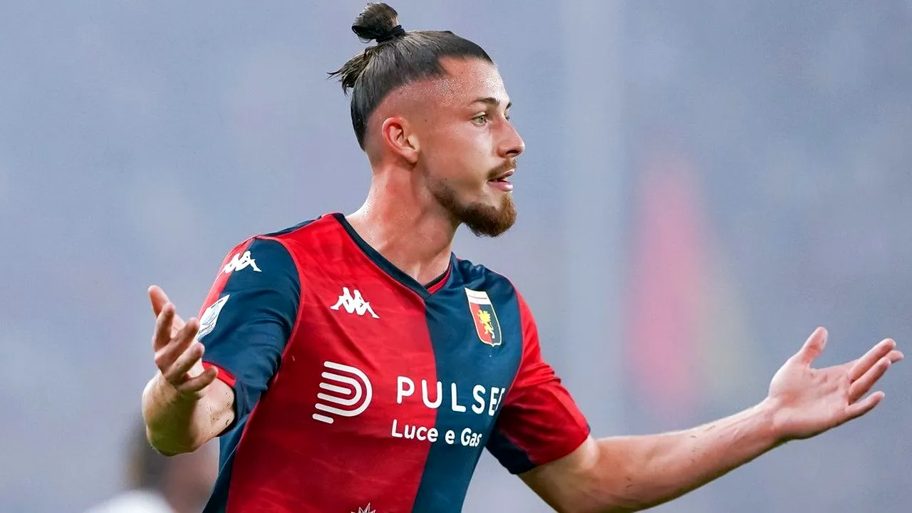 Manchester United, FC Barcelona, AC Milan și Tottenham forțează transferul lui Radu Drăgușin, dar Genoa face anunțul momentului