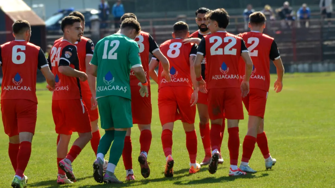 Flavius Stoican, dezamăgit, dar și cu felicitările la el pentru jucători după ce Reșița a pierdut și cu Corvinul și merge în play-out: ”Trebuie să fim realiști. Am închegat o echipă solidă pentru nivelul Ligii 2”