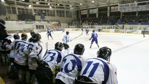 Corona Brașov a inspirat cadoul perfect de Valentine's pentru doi spanioli!** Cum s-au îndrăgostit ibericii de hocheiștii de sub Tâmpa