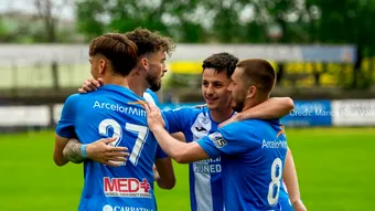 Corvinul continuă victoriile în play-out-ul Ligii 2. Succes zdrobitor cu Metalul Buzău, iar Florin Maxim e încântat: ”Suntem o echipă bună”