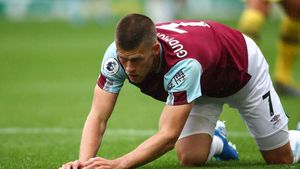 Coșmar fără sfârșit pentru o vedetă a Islandei. „E într-un cerc vicios. Astfel de lucruri pot fi devastatoare”. Avertismentul legendei Gudjohnsen e necruțător