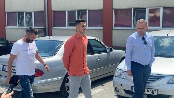 Andrei Dumiter semnează cu FCSB! Primele imagini cu el în cantonamentul din Berceni. „Ne-am înțeles!” | GALERIE FOTO